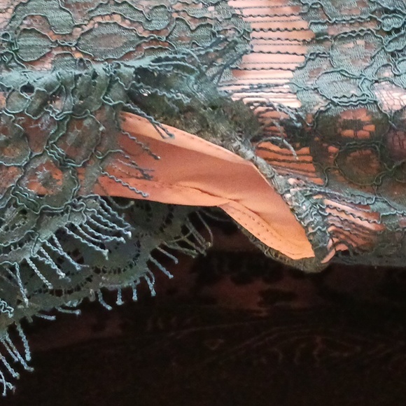 Maeve Dress - Picture 6 of 10